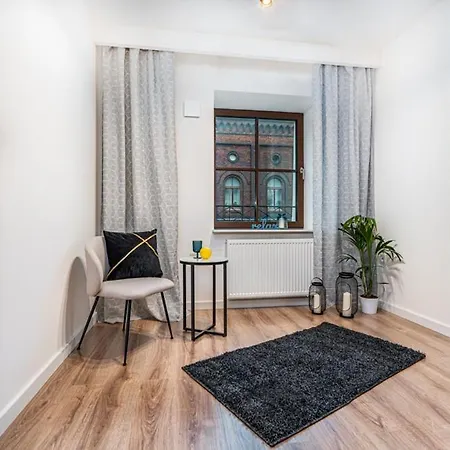 Wiszace Ogrody Premium High Level Apartment Lodz